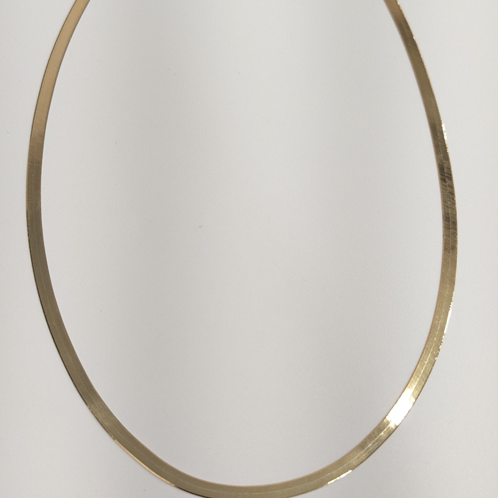 Golden 10 K Necklace Herringbone Elegant, Stunning, pure gold Luxury